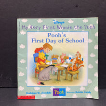 Load image into Gallery viewer, Pooh's First Day of School (Pooh &amp; Friends) (Kathleen W. Zoehfeld) -paperback character
