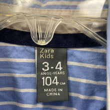 Load image into Gallery viewer, Striped Button Down Shirt

