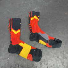 Load image into Gallery viewer, Boys Dri-Fit Socks
