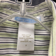 Load image into Gallery viewer, Striped Button Down Shirt
