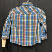 Load image into Gallery viewer, Plaid Button Down Shirt
