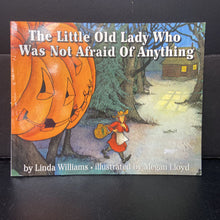 Load image into Gallery viewer, The little old lady who was not afraid of anything (Linda Williams) -paperback
