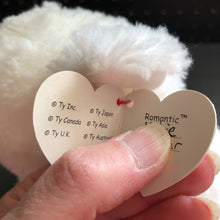 Load image into Gallery viewer, Romantic Bear
