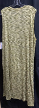 Load image into Gallery viewer, Sleeveless cardigan (NEW)
