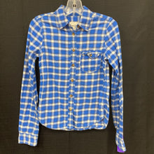 Load image into Gallery viewer, Button down plaid top
