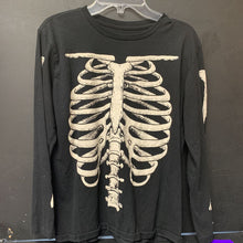 Load image into Gallery viewer, Skeleton halloween tshirt
