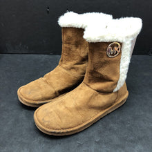 Load image into Gallery viewer, Girls Sparkly Winter Boots
