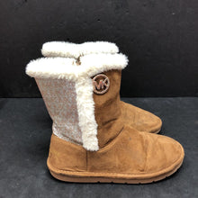 Load image into Gallery viewer, Girls Sparkly Winter Boots
