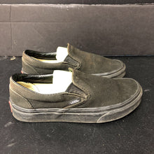 Load image into Gallery viewer, Boys Slip On Shoes
