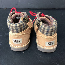 Load image into Gallery viewer, Boys Winter Boots
