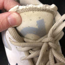 Load image into Gallery viewer, Mens Trey 5 VIII Sneakers
