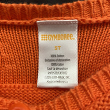 Load image into Gallery viewer, Flower button sweater
