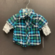 Load image into Gallery viewer, Plaid button down shirt
