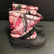 Load image into Gallery viewer, Girls Camo Snow Boots

