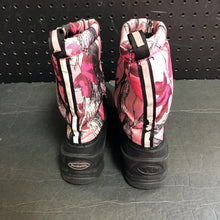 Load image into Gallery viewer, Girls Camo Snow Boots
