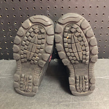 Load image into Gallery viewer, Girls Camo Snow Boots
