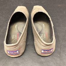 Load image into Gallery viewer, Girls Slip On Shoes
