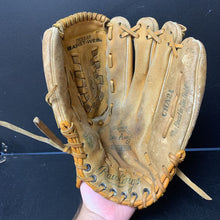 Load image into Gallery viewer, Signature Series Steve Avery Baseball Glove
