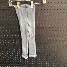 Load image into Gallery viewer, Girls Ruffle Hem Tights
