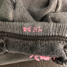 Load image into Gallery viewer, Girls Ruffle Hem Tights
