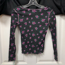 Load image into Gallery viewer, Floral top
