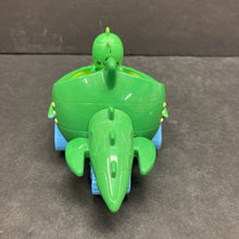 Load image into Gallery viewer, Gekko's Mobile Car w/Figure
