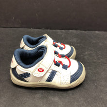Load image into Gallery viewer, Boys Velcro Shoes
