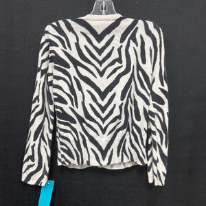 Button zebra sweater