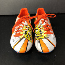 Load image into Gallery viewer, Boys Evopower Pow! Soccer Cleats
