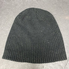 Load image into Gallery viewer, Boys Knit Hat
