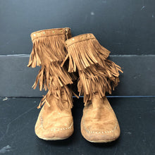 Load image into Gallery viewer, Girls Fringe Winter Boots
