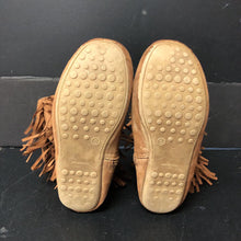 Load image into Gallery viewer, Girls Fringe Winter Boots
