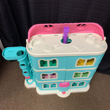 Load image into Gallery viewer, Gabby's Purrfect Dollhouse Battery Operated (Gabby's Dollhouse)
