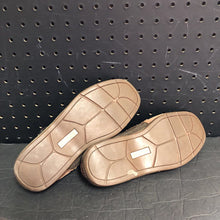 Load image into Gallery viewer, Boys Slip On Shoes
