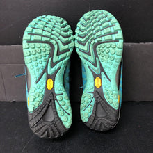 Load image into Gallery viewer, Girls Sneakers
