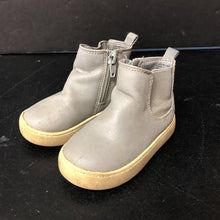 Load image into Gallery viewer, Girls Sparkly High Top Shoes
