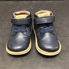 Load image into Gallery viewer, Boys Velcro Shoes
