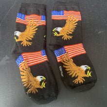 Load image into Gallery viewer, Boys USA Eagle Socks (Foozys)
