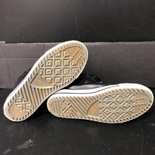 Load image into Gallery viewer, Boys High Top Sneakers
