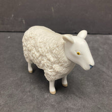 Load image into Gallery viewer, Samuel the Sheep (Charlotte's Web)
