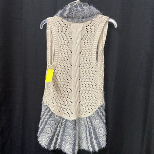 Fuzzy lace vest