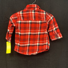 Load image into Gallery viewer, plaid button down shirt
