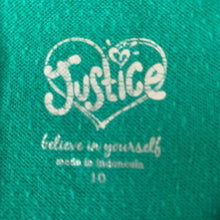 Load image into Gallery viewer, Penguin Christmas Top
