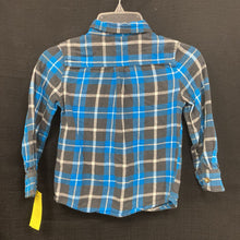 Load image into Gallery viewer, Plaid Button Down Shirt
