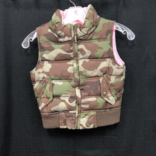 Load image into Gallery viewer, Girls Camo Winter Vest
