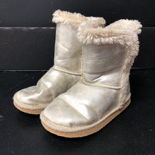 Load image into Gallery viewer, girls fur lined winter boots
