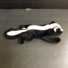 Load image into Gallery viewer, Stinky the Skunk Beanie Baby
