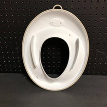 Load image into Gallery viewer, Portable Potty Seat
