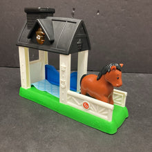 Load image into Gallery viewer, Stable w/Horse Battery Operated
