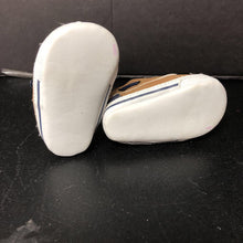 Load image into Gallery viewer, Boys Velcro Shoes
